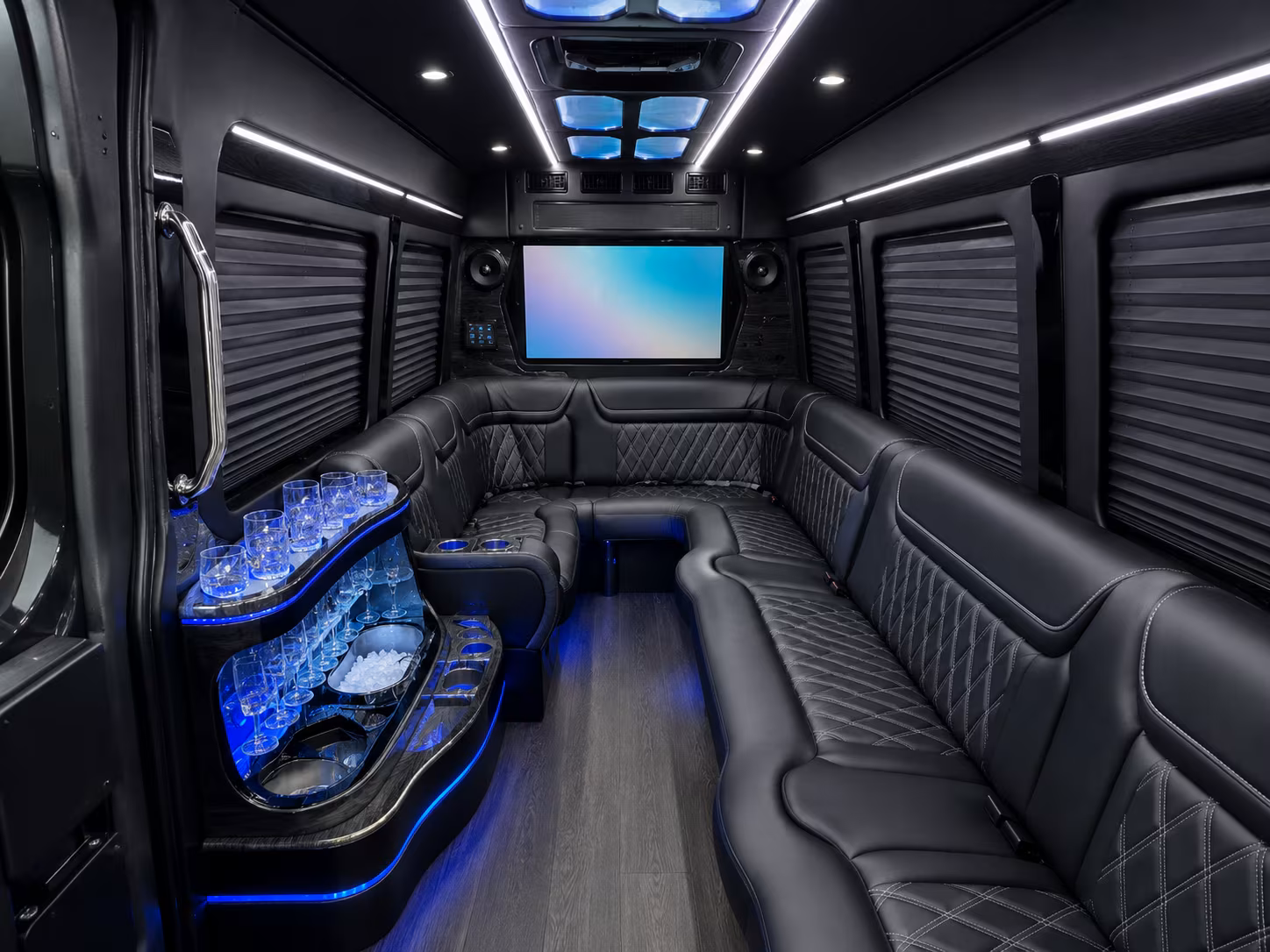 book your norfolk prom bus early for the best selection