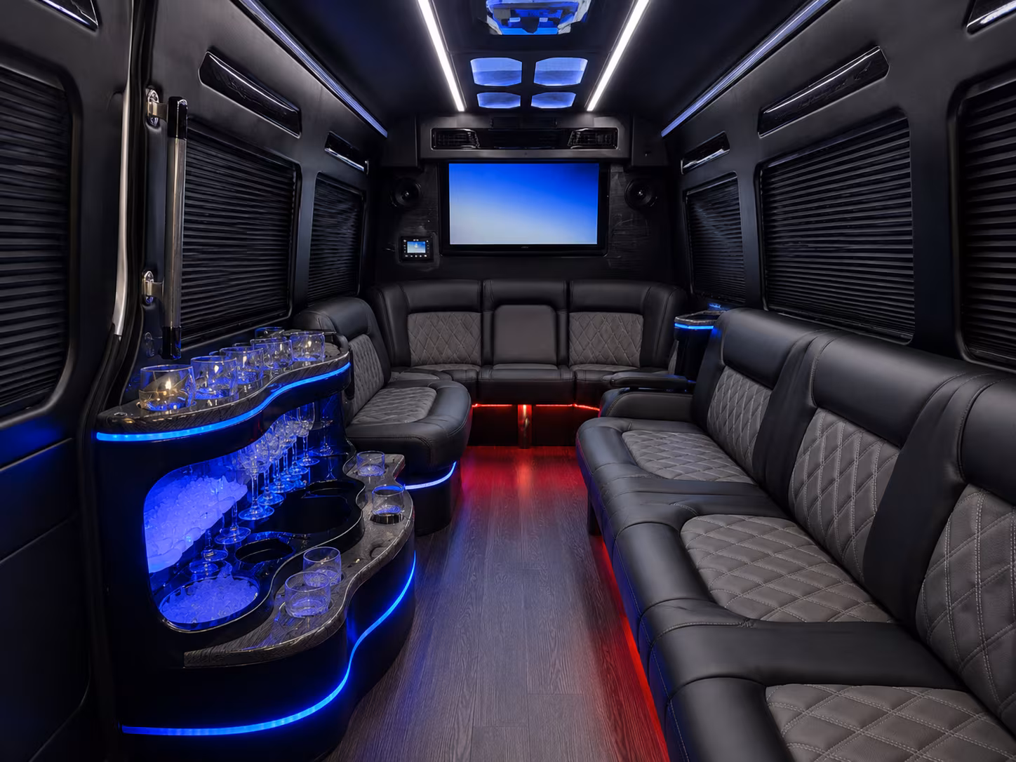 bus rental options for norfolk trips
