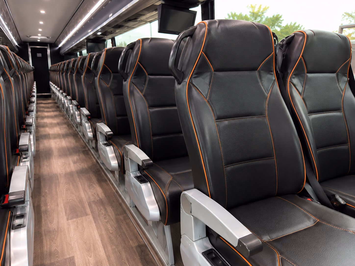 norfolk construction and film crew shuttle buses