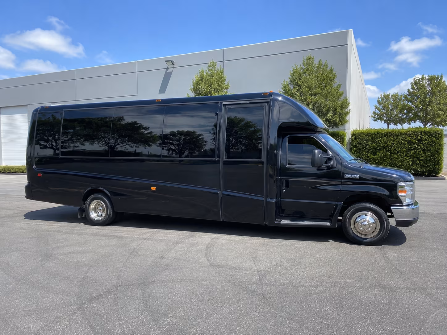 norfolk wedding quinceanera and celebration bus rentals