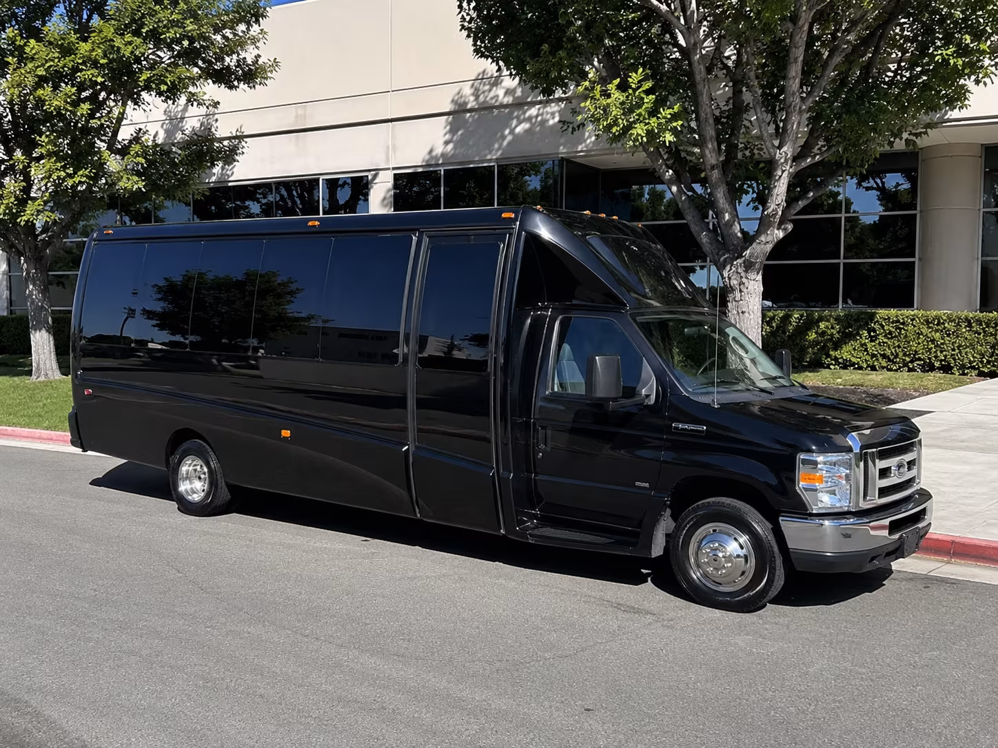 why book winery and brewery tours through norfolkshuttlebusrentals com